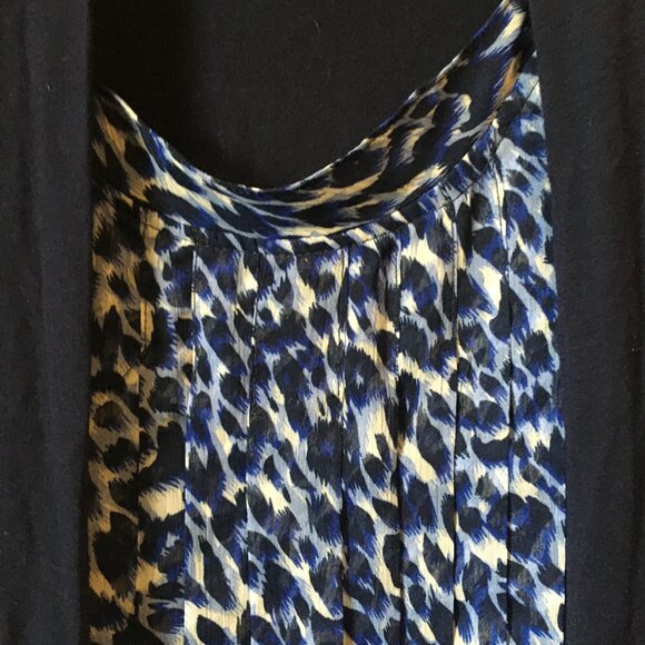 Dark Navy Blue Open Waterfall Cardigan With Pintuck Blue Animal Print Tank Top - Picture 4 of 16
